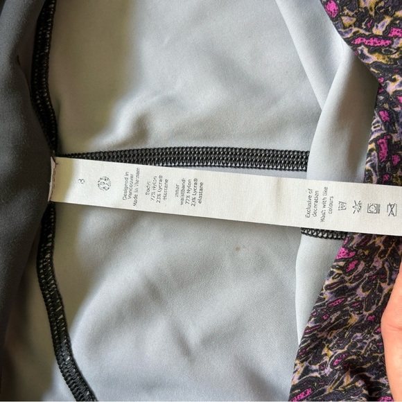 Lululemon Invigorate High-Rise Tight Motion topography Multi Legging - Picture 10 of 12